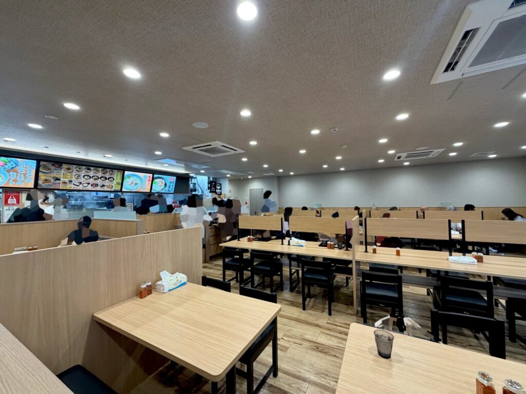 広島どんどん商工センター店の店内