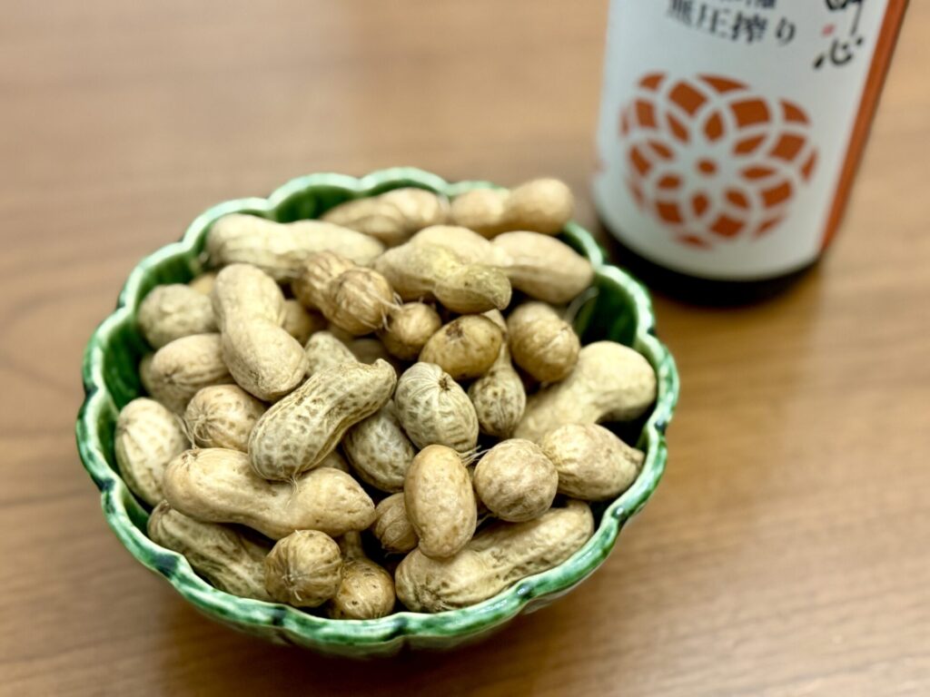 ゆでた生落花生（生ピーナッツ）／千葉県袖ヶ浦産茹で用掘りたて生落花生